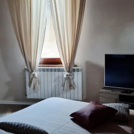 Le Contrade بيت للعطل